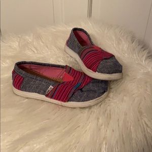 Toms toddler slip on shoes